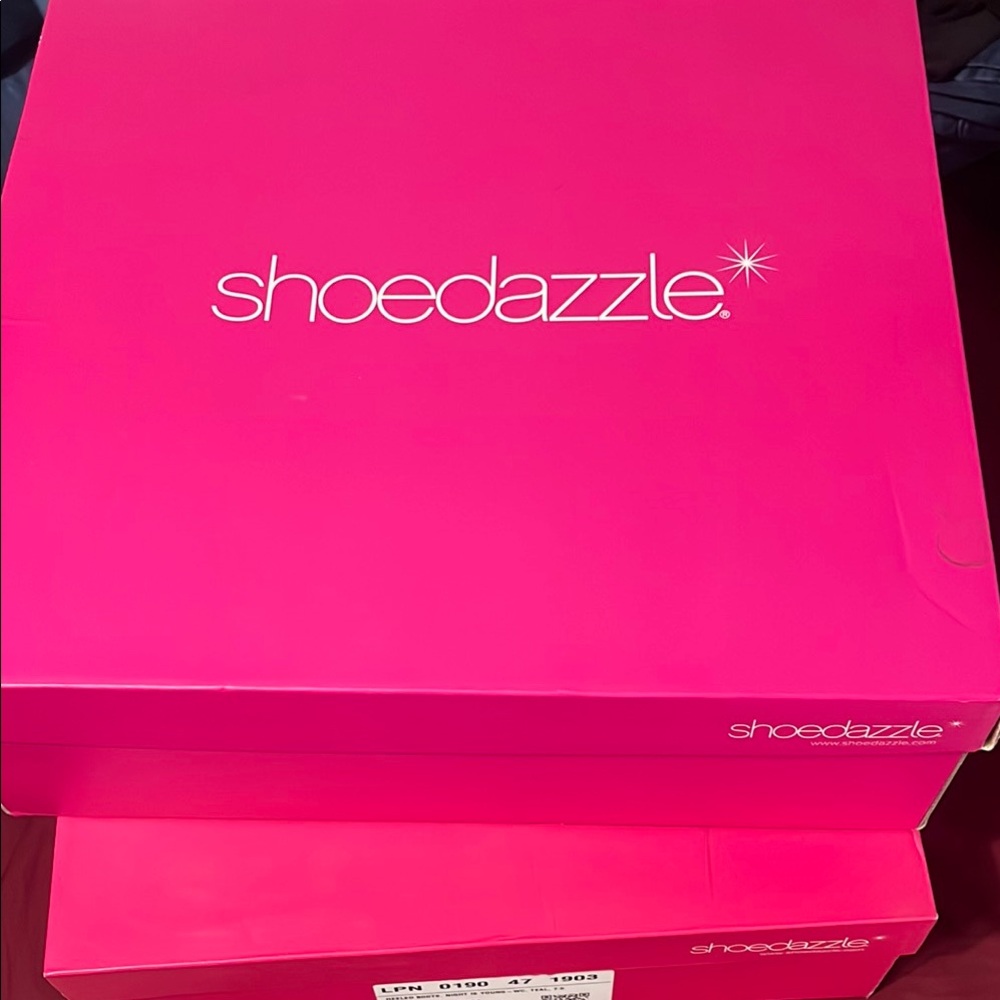 Shoe Dazzle Eddie Lace up Bootie